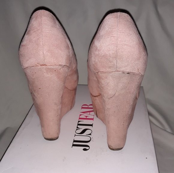 2 x $12 Suede Wedge Shoes - Picture 5 of 5